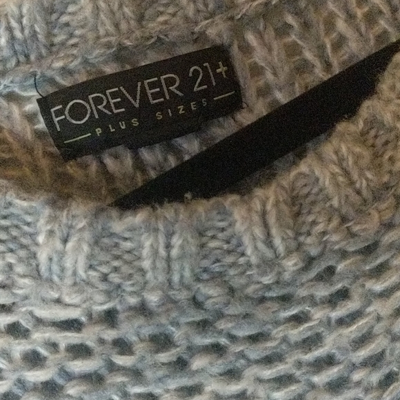 Ombre Long Sleeve Knit Sweater - Picture 3 of 3